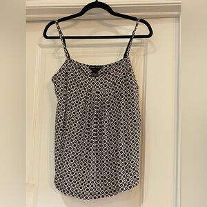 ⭐️New York & Company Black and White Circle Pattern Camisole built in Shelf bra